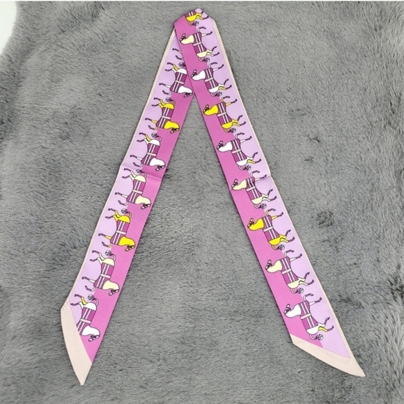 New Horse Print Silk Skinny Scarf Twilly - Picture 6 of 7